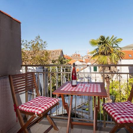 Apartman Dijana Apartment โตรกีร์ ภายนอก รูปภาพ